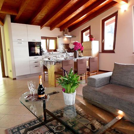 Villa In Pisogne With Pool Garden And Lake View Dış mekan fotoğraf