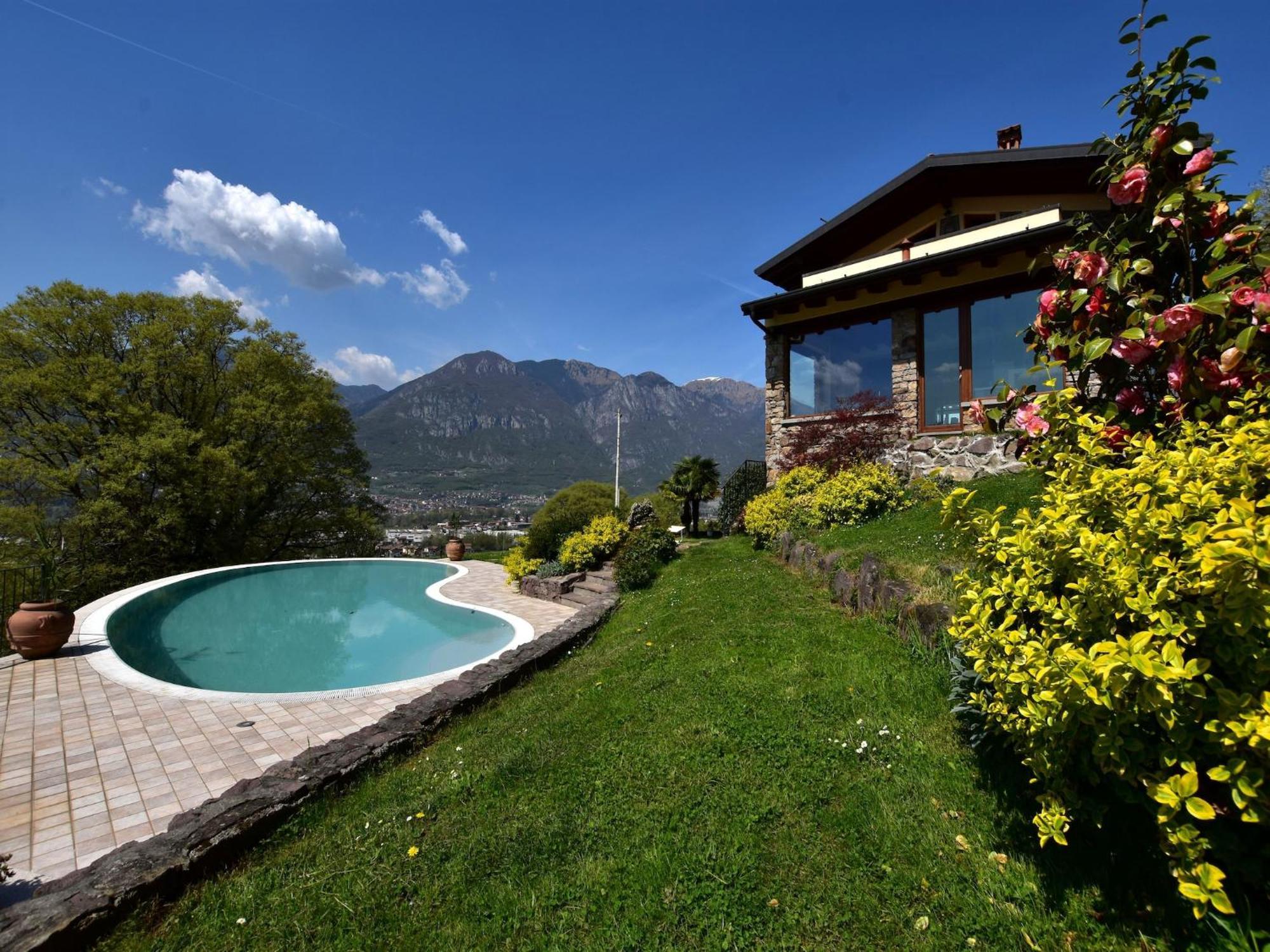 Villa In Pisogne With Pool Garden And Lake View Dış mekan fotoğraf